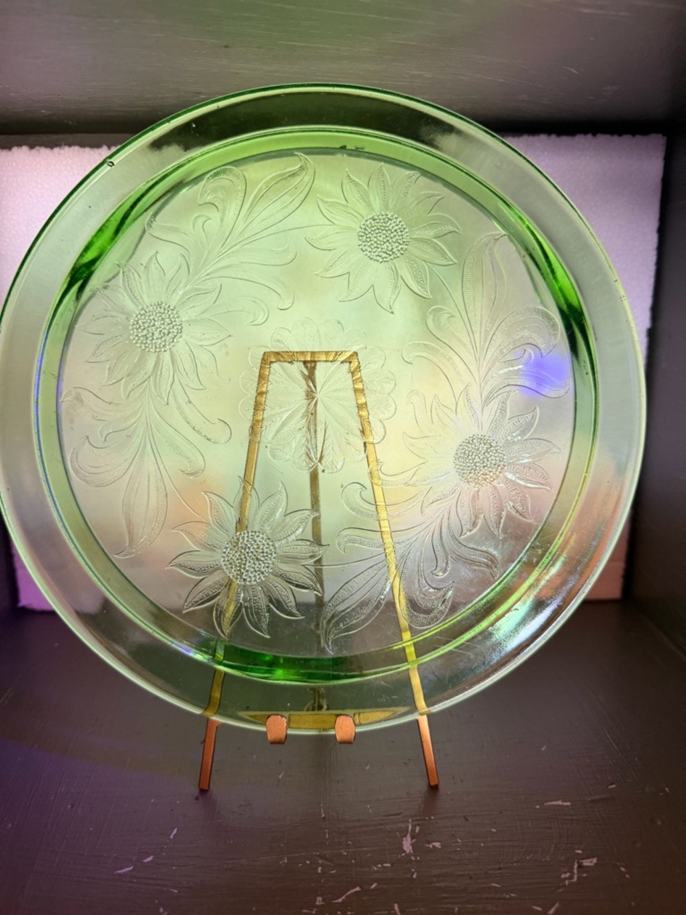 Green Floral Etched Glass Decorative Plate
